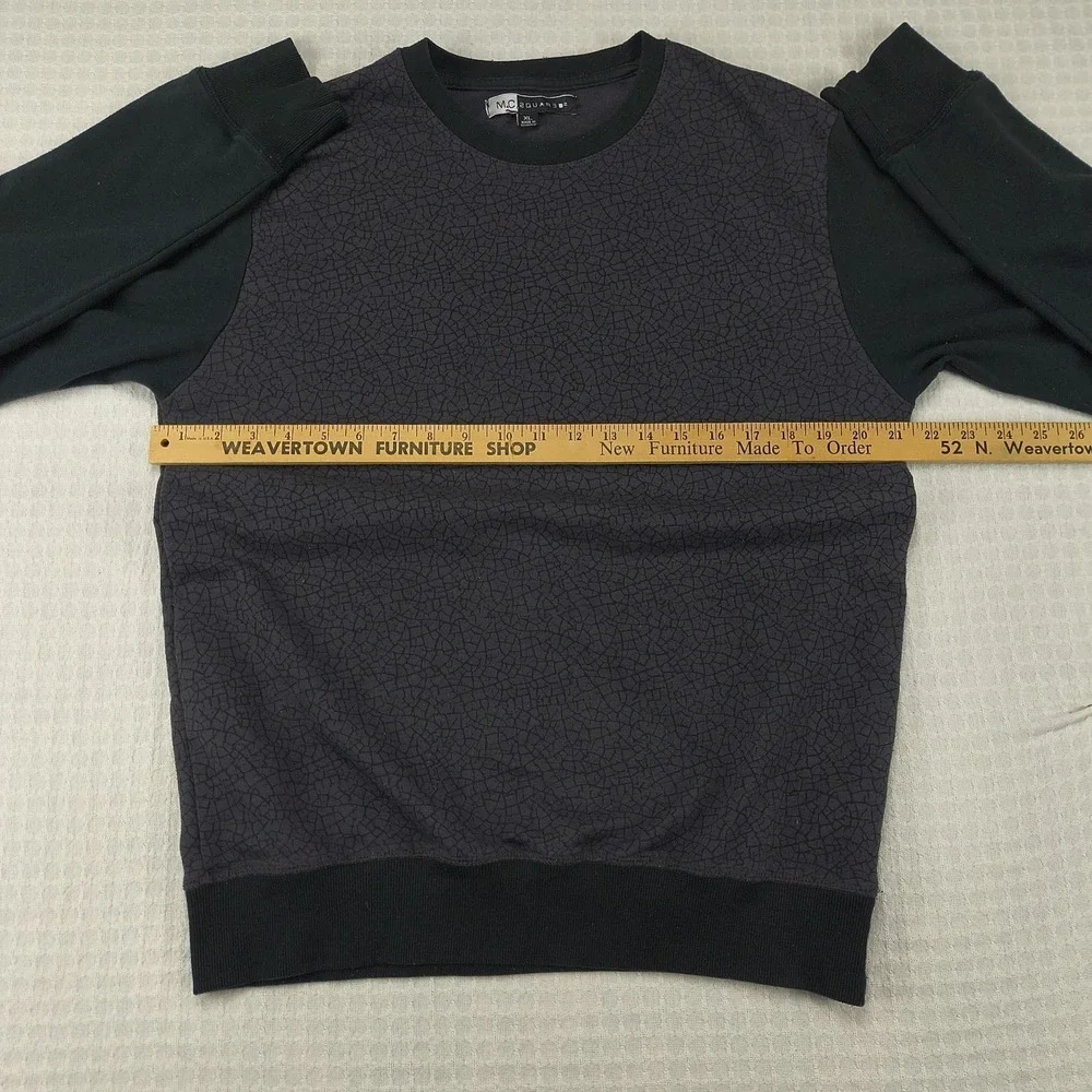 M.C. 2QUAR3D Mens XL Black Gray Geometric‎ Crackle Print Crew Neck Sweatshirt
